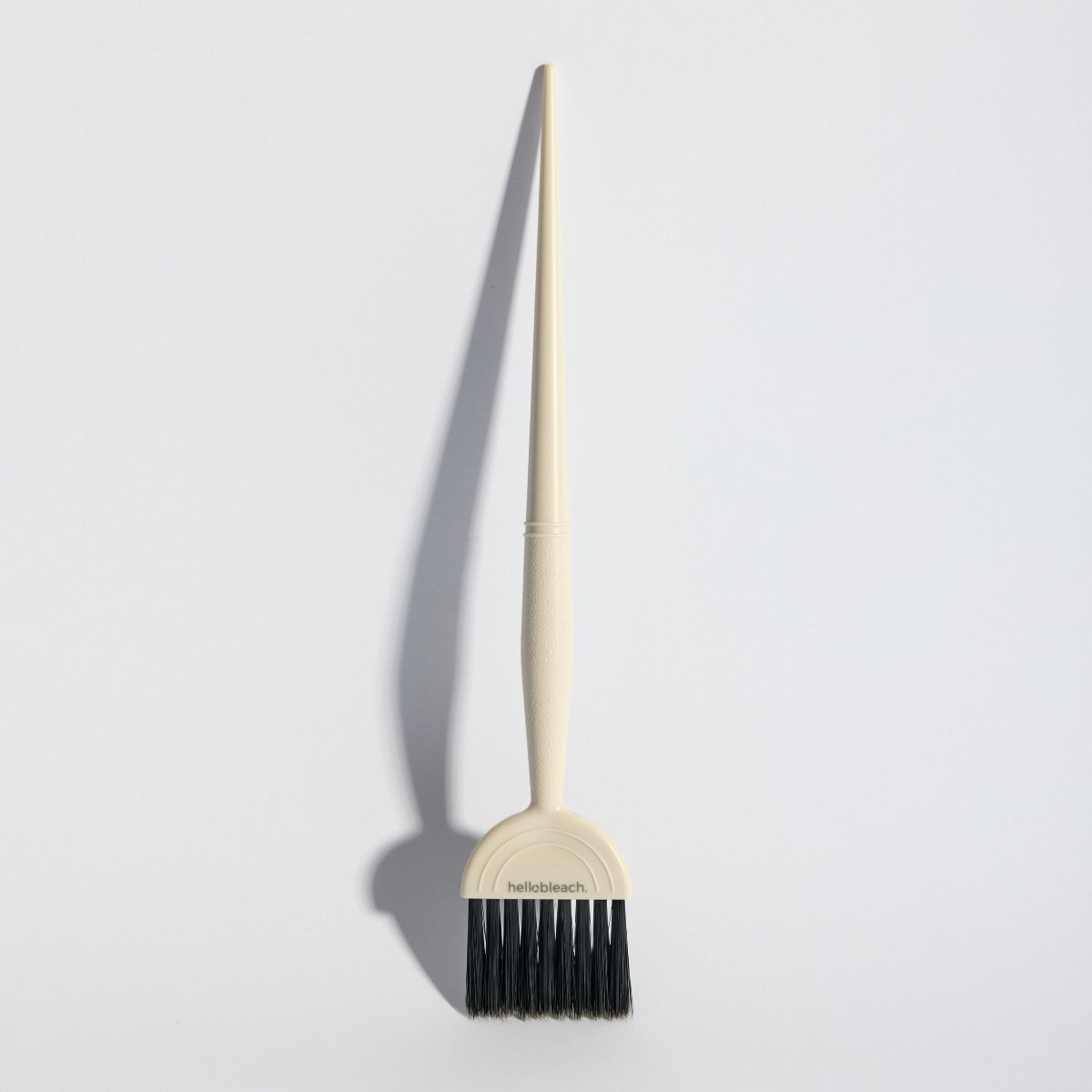 Hello Bleach — Hellobleach The Small Tint Brush Ivory