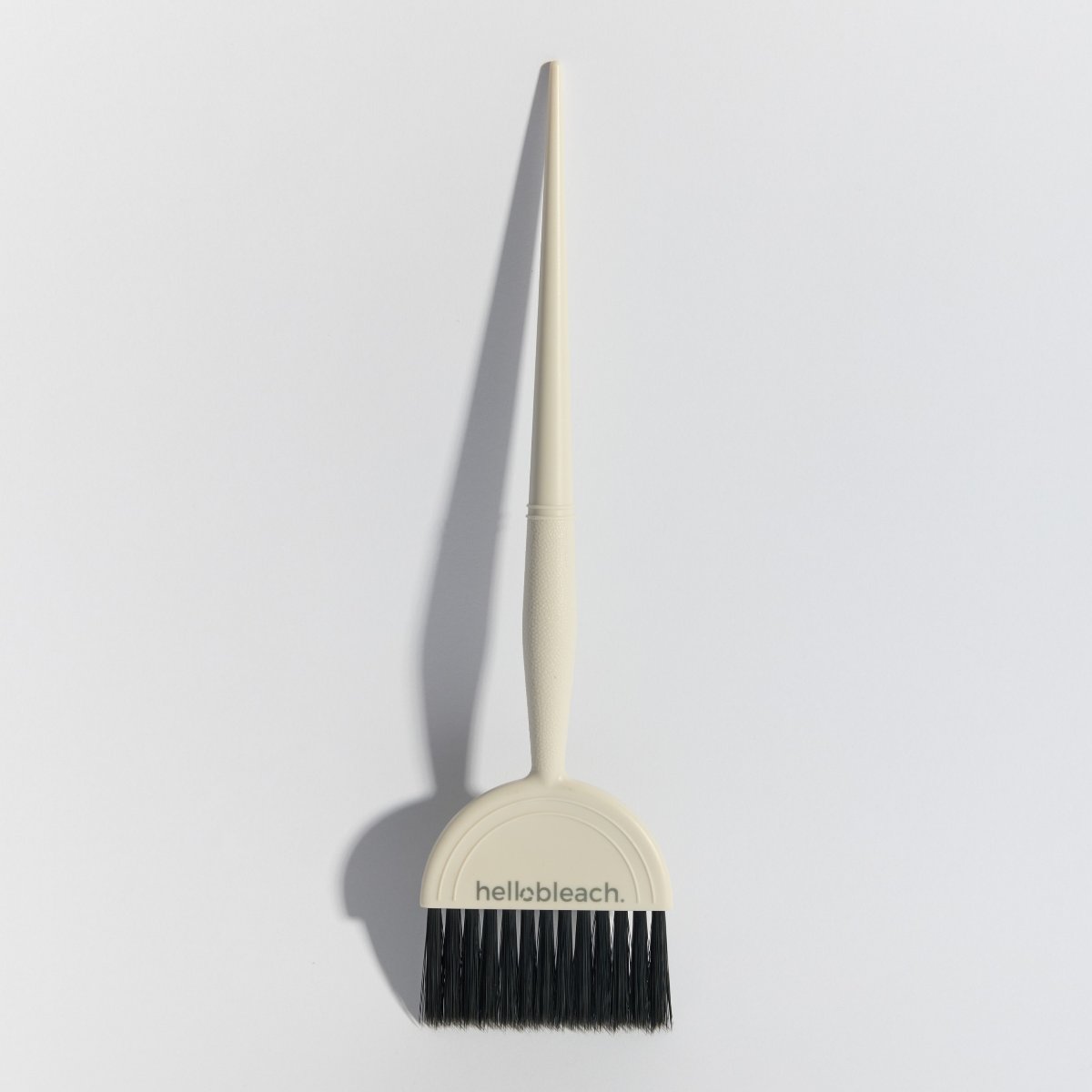 Hello Bleach — Hellobleach The Large Tint Brush Ivory