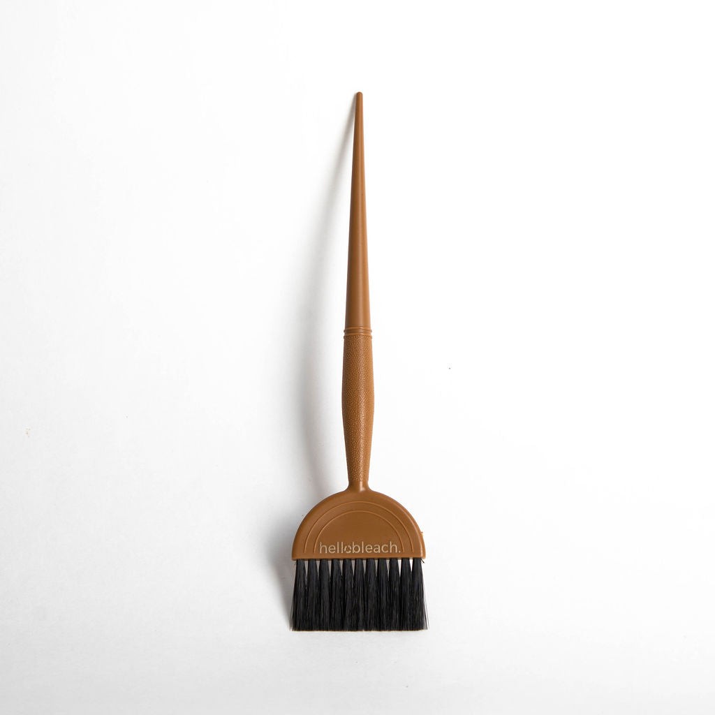Hello Bleach — Hellobleach The Medium Tint Brush Clay
